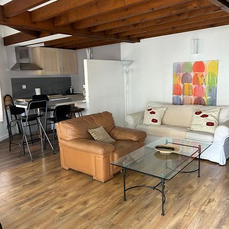 Paris Eiffel Tower Et Disney Apartments, Parkings Gratuits Et Securises, 10 Minutes Metro To Paris Nogent-sur-Seine المظهر الخارجي الصورة