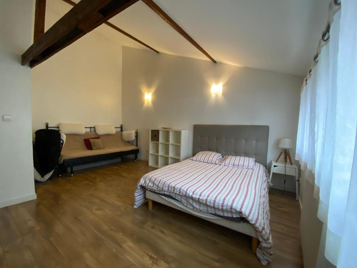 Paris Eiffel Tower Et Disney Apartments, Parkings Gratuits Et Securises, 10 Minutes Metro To Paris Nogent-sur-Seine المظهر الخارجي الصورة