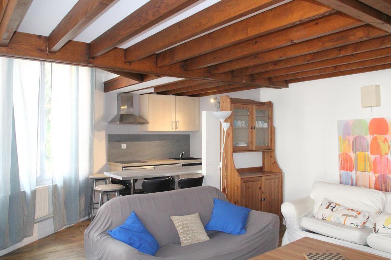 Paris Eiffel Tower Et Disney Apartments, Parkings Gratuits Et Securises, 10 Minutes Metro To Paris Nogent-sur-Seine المظهر الخارجي الصورة