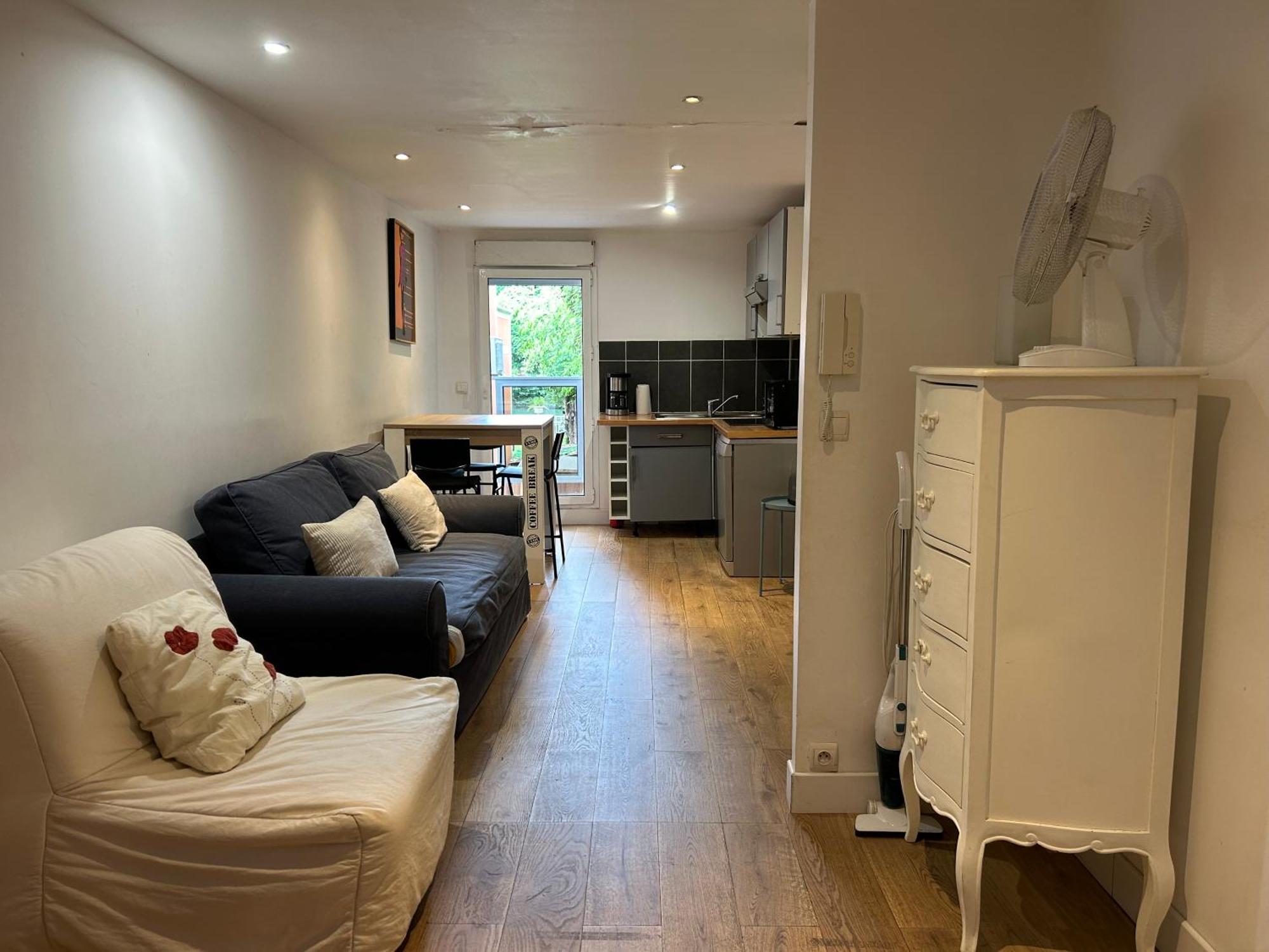 Paris Eiffel Tower Et Disney Apartments, Parkings Gratuits Et Securises, 10 Minutes Metro To Paris Nogent-sur-Seine المظهر الخارجي الصورة