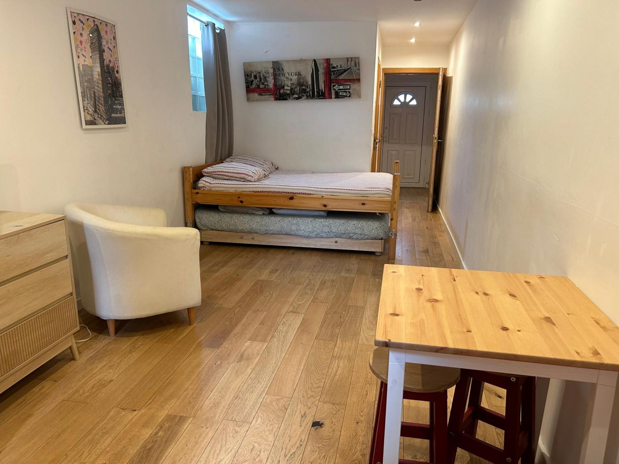 Paris Eiffel Tower Et Disney Apartments, Parkings Gratuits Et Securises, 10 Minutes Metro To Paris Nogent-sur-Seine المظهر الخارجي الصورة