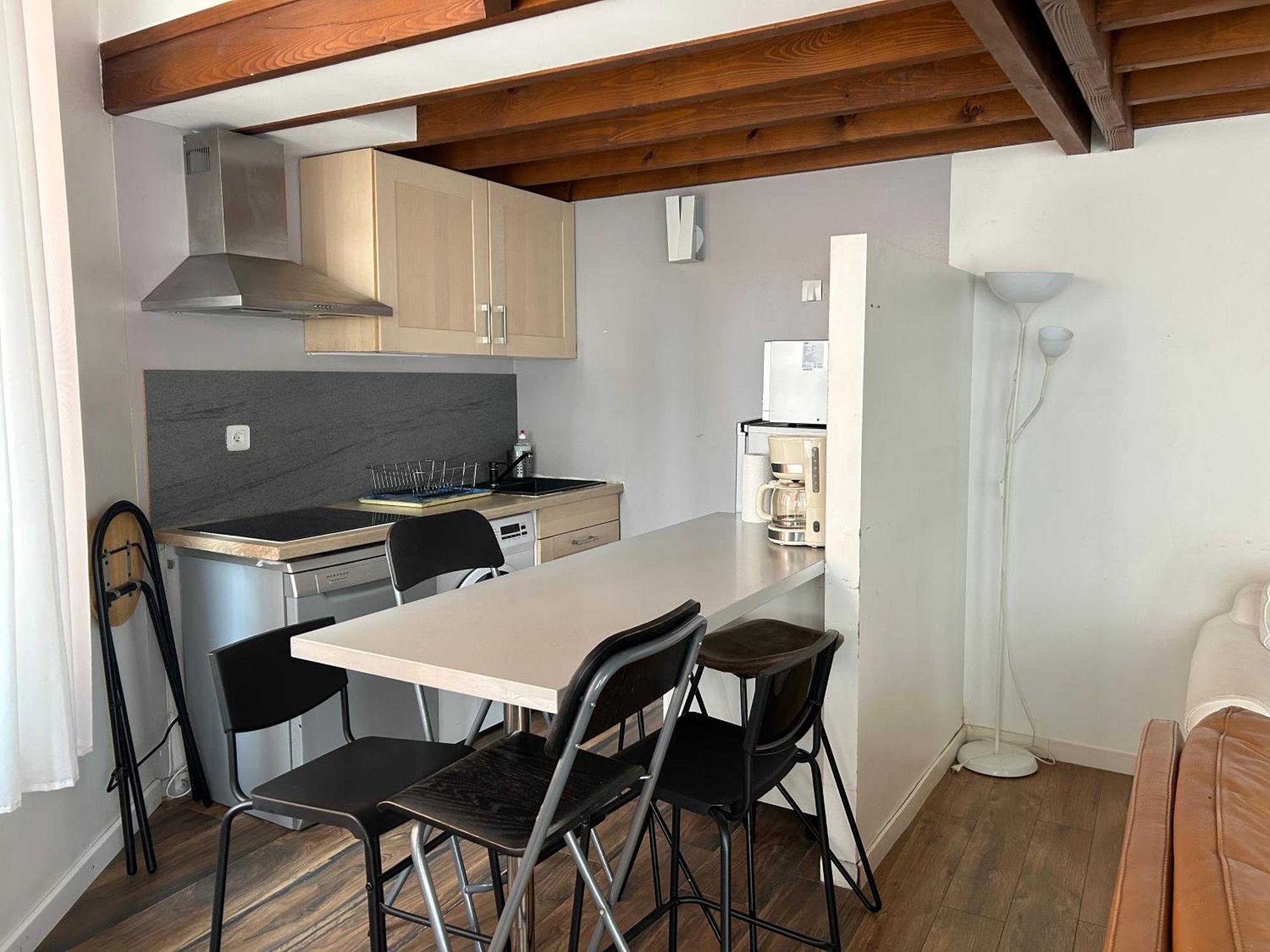 Paris Eiffel Tower Et Disney Apartments, Parkings Gratuits Et Securises, 10 Minutes Metro To Paris Nogent-sur-Seine المظهر الخارجي الصورة